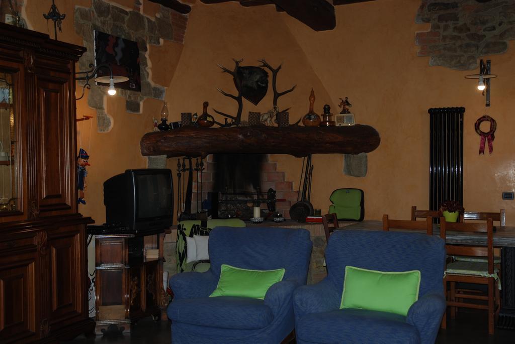 Podere Le Buche Pelago Exterior photo